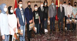 Gümüşhane’de YKS’de Dereceye Giren Öğrenciler Valiyi Ziyaret Etti