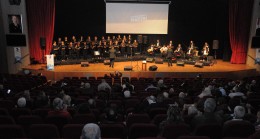 KIRŞEHİR BELEDİYESİ KENT KONSEYİ KADIN KOROSU ÇANAKKALE’DE KONSER VERDİ