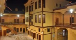 21 odalı Osmanlı mimarisine sahip Veli Paşa Hanı restore edildi