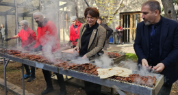 Meclis Bahçesindeki Mangal Partisi Tepki Çekti