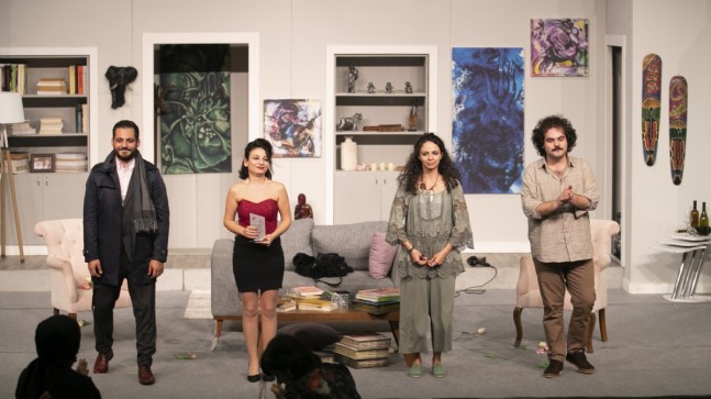 Mersin Büyükşehir Belediyesi Şehir Tiyatrosu Perde Açtı, Festival Başladı