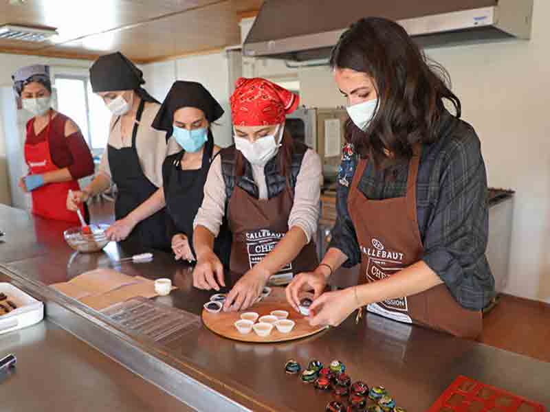 Antalya genelindeki 24 ATASEM kurs merkezinde 250 branşta 900 kurs açılacak