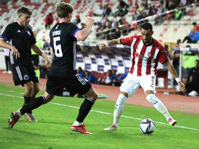 Demir Grup Sivasspor 1-2 Kopenhag